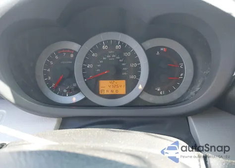 2011 Toyota Rav4 z USA, uszkodzony, nr VIN 2T3BF4DV2BW177569